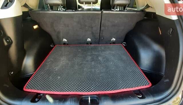 Черный Джип Компас, объемом двигателя 2.36 л и пробегом 149 тыс. км за 15999 $, фото 10 на Automoto.ua