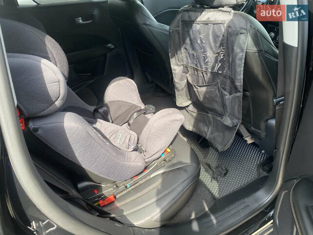 Черный Джип Компас, объемом двигателя 2.4 л и пробегом 55 тыс. км за 16000 $, фото 2 на Automoto.ua