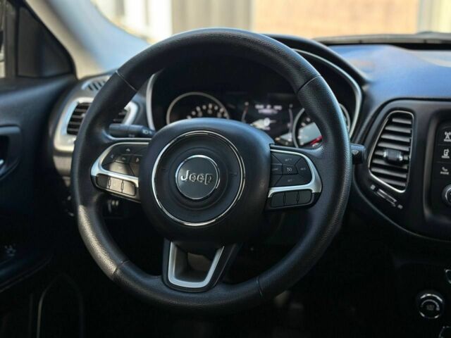 Черный Джип Компас, объемом двигателя 2.4 л и пробегом 128 тыс. км за 12850 $, фото 12 на Automoto.ua