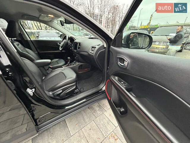 Черный Джип Компас, объемом двигателя 2.36 л и пробегом 165 тыс. км за 19000 $, фото 38 на Automoto.ua