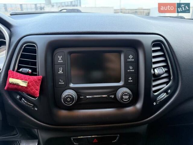 Чорний Джип Compass, об'ємом двигуна 2.36 л та пробігом 86 тис. км за 15800 $, фото 28 на Automoto.ua