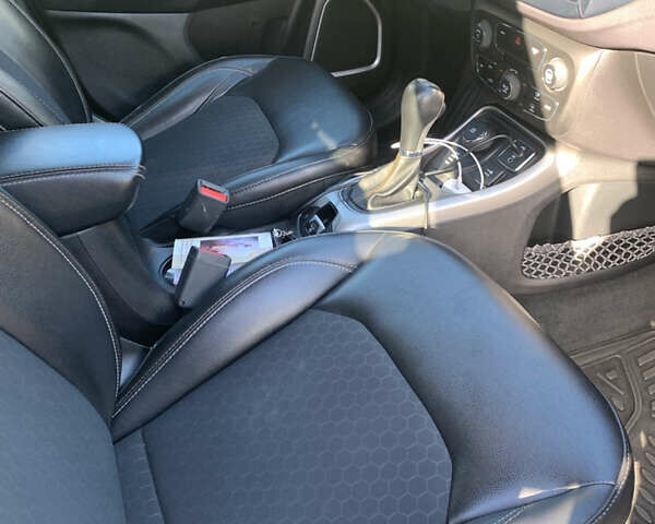 Джип Компас 2018 в Львове на Automoto.ua Черный Джип Компас, объемом двигателя 2.36 л и пробегом 136 тыс. км за 14400 $, фото 34 на Automoto.ua