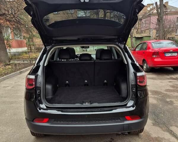 Черный Джип Компас, объемом двигателя 2.36 л и пробегом 117 тыс. км за 15800 $, фото 46 на Automoto.ua