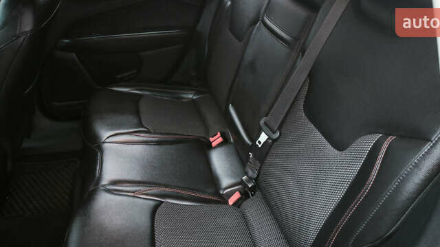 Черный Джип Компас, объемом двигателя 2.36 л и пробегом 41 тыс. км за 19000 $, фото 14 на Automoto.ua