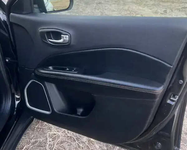 Черный Джип Компас, объемом двигателя 2.36 л и пробегом 105 тыс. км за 14300 $, фото 13 на Automoto.ua