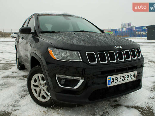 Чорний Джип Compass, об'ємом двигуна 2.4 л та пробігом 33 тис. км за 15590 $, фото 1 на Automoto.ua