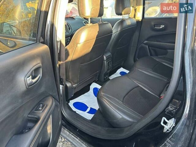 Черный Джип Компас, объемом двигателя 2.4 л и пробегом 124 тыс. км за 10500 $, фото 8 на Automoto.ua