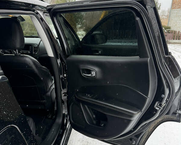 Черный Джип Компас, объемом двигателя 2.36 л и пробегом 110 тыс. км за 11700 $, фото 28 на Automoto.ua