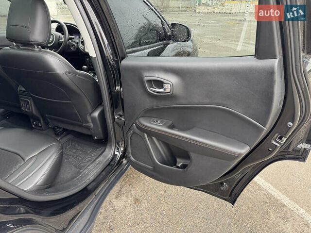 Чорний Джип Compass, об'ємом двигуна 2.36 л та пробігом 146 тис. км за 13500 $, фото 19 на Automoto.ua