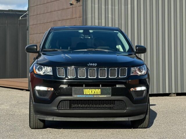 Черный Джип Компас, объемом двигателя 2.4 л и пробегом 128 тыс. км за 12850 $, фото 1 на Automoto.ua