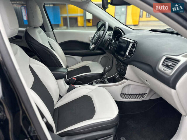 Черный Джип Компас, объемом двигателя 2.36 л и пробегом 157 тыс. км за 15300 $, фото 26 на Automoto.ua