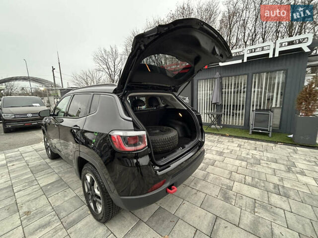 Черный Джип Компас, объемом двигателя 2.36 л и пробегом 165 тыс. км за 19000 $, фото 42 на Automoto.ua