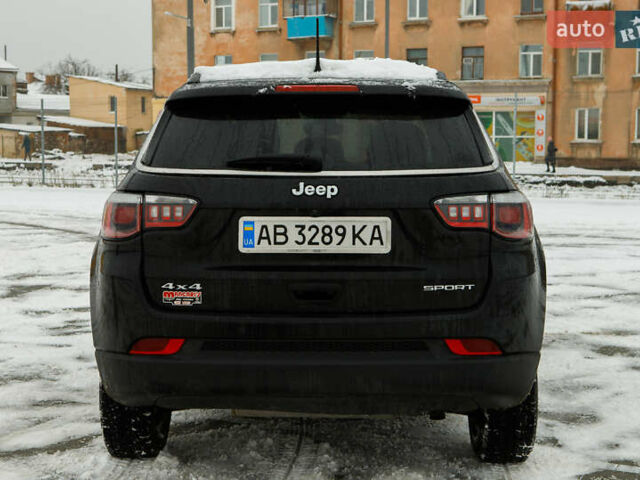 Чорний Джип Compass, об'ємом двигуна 2.4 л та пробігом 33 тис. км за 15590 $, фото 5 на Automoto.ua
