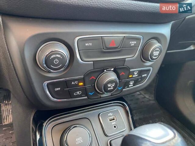 Черный Джип Компас, объемом двигателя 2.4 л и пробегом 128 тыс. км за 15600 $, фото 17 на Automoto.ua