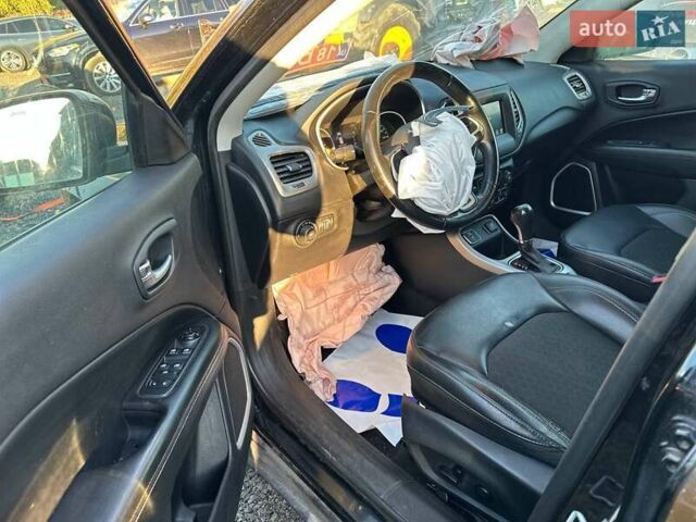 Черный Джип Компас, объемом двигателя 2.4 л и пробегом 124 тыс. км за 10500 $, фото 7 на Automoto.ua