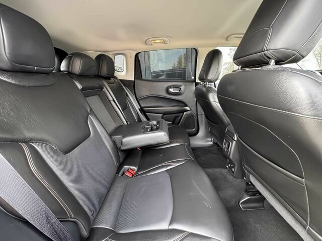 Чорний Джип Compass, об'ємом двигуна 2.4 л та пробігом 49 тис. км за 10300 $, фото 10 на Automoto.ua