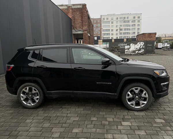 Черный Джип Компас, объемом двигателя 2.4 л и пробегом 58 тыс. км за 16300 $, фото 1 на Automoto.ua