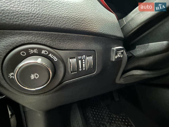 Черный Джип Компас, объемом двигателя 2.36 л и пробегом 165 тыс. км за 19000 $, фото 31 на Automoto.ua