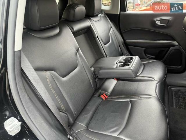 Черный Джип Компас, объемом двигателя 2.36 л и пробегом 110 тыс. км за 15000 $, фото 29 на Automoto.ua