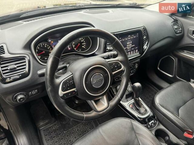 Черный Джип Компас, объемом двигателя 2.36 л и пробегом 110 тыс. км за 15000 $, фото 42 на Automoto.ua