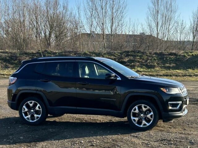 Черный Джип Компас, объемом двигателя 2.4 л и пробегом 94 тыс. км за 18000 $, фото 1 на Automoto.ua