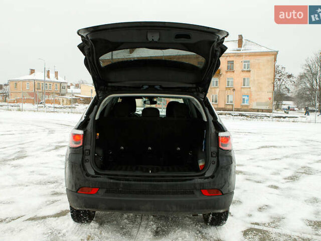 Чорний Джип Compass, об'ємом двигуна 2.4 л та пробігом 33 тис. км за 15590 $, фото 8 на Automoto.ua