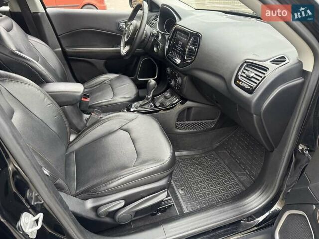 Черный Джип Компас, объемом двигателя 2.36 л и пробегом 110 тыс. км за 15000 $, фото 37 на Automoto.ua