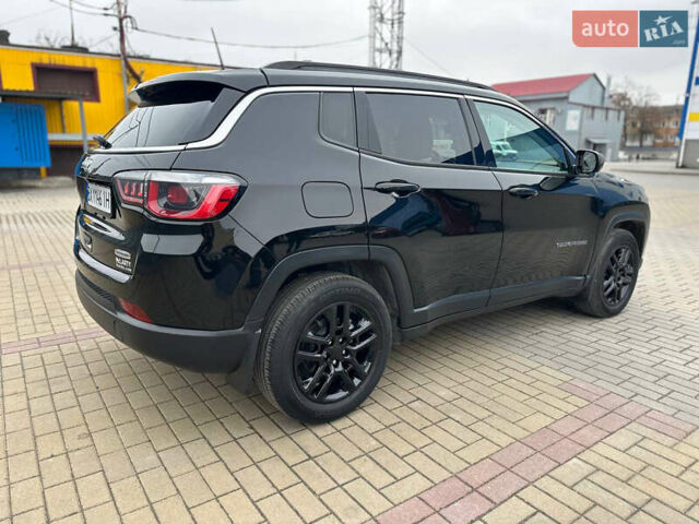 Черный Джип Компас, объемом двигателя 2.36 л и пробегом 157 тыс. км за 15300 $, фото 11 на Automoto.ua