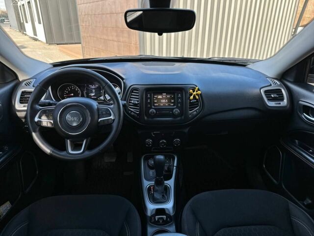 Черный Джип Компас, объемом двигателя 2.4 л и пробегом 128 тыс. км за 12850 $, фото 13 на Automoto.ua