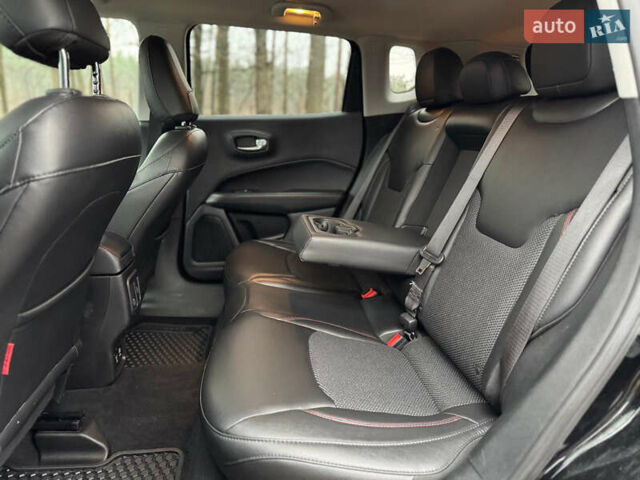 Чорний Джип Compass, об'ємом двигуна 2.4 л та пробігом 122 тис. км за 16377 $, фото 25 на Automoto.ua