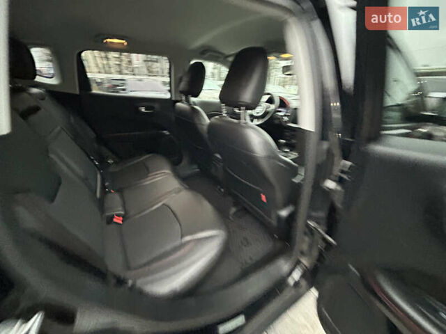 Черный Джип Компас, объемом двигателя 2.36 л и пробегом 165 тыс. км за 19000 $, фото 36 на Automoto.ua