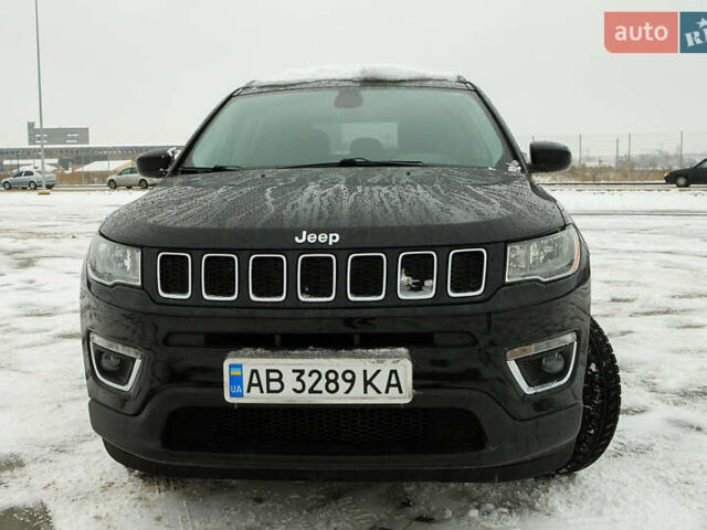 Чорний Джип Compass, об'ємом двигуна 2.4 л та пробігом 33 тис. км за 15590 $, фото 2 на Automoto.ua