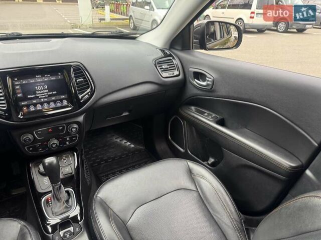 Черный Джип Компас, объемом двигателя 2.36 л и пробегом 110 тыс. км за 15000 $, фото 27 на Automoto.ua