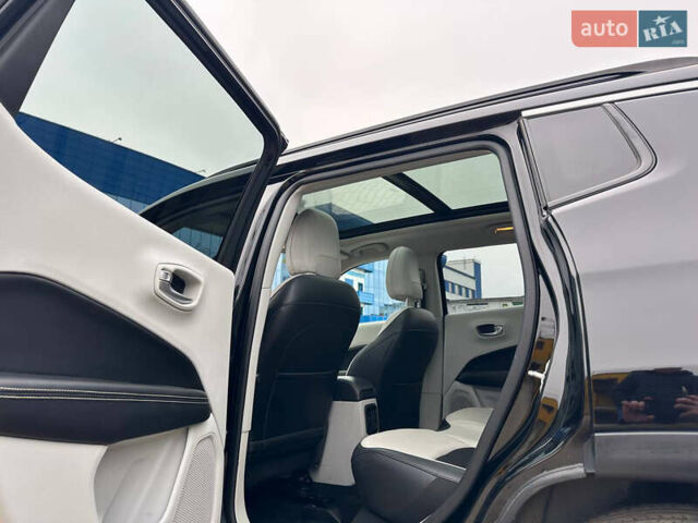 Черный Джип Компас, объемом двигателя 2.36 л и пробегом 157 тыс. км за 15300 $, фото 32 на Automoto.ua