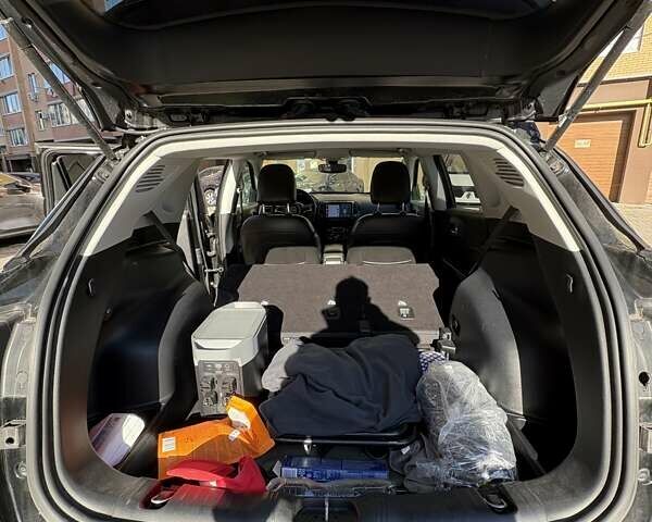 Черный Джип Компас, объемом двигателя 2.4 л и пробегом 136 тыс. км за 12700 $, фото 19 на Automoto.ua