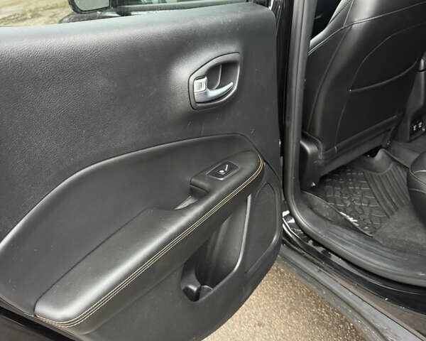 Чорний Джип Compass, об'ємом двигуна 2.36 л та пробігом 139 тис. км за 16499 $, фото 47 на Automoto.ua