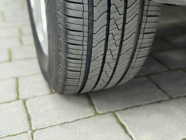 Джип Компас 2018 в Ивано-Франковске на Automoto.ua Черный Джип Компас, объемом двигателя 2.4 л и пробегом 100 тыс. км за 13499 $, фото 8 на Automoto.ua