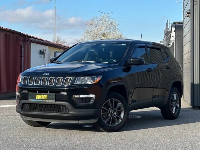 Черный Джип Компас, объемом двигателя 2.4 л и пробегом 128 тыс. км за 12850 $, фото 4 на Automoto.ua