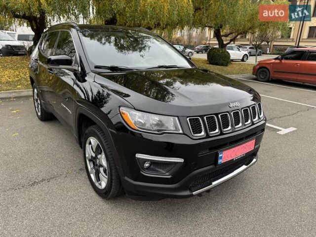 Черный Джип Компас, объемом двигателя 2.36 л и пробегом 110 тыс. км за 15000 $, фото 10 на Automoto.ua