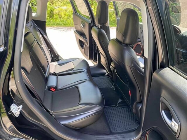 Черный Джип Компас, объемом двигателя 2.4 л и пробегом 48 тыс. км за 6900 $, фото 12 на Automoto.ua