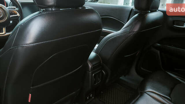 Черный Джип Компас, объемом двигателя 2.36 л и пробегом 41 тыс. км за 19000 $, фото 12 на Automoto.ua