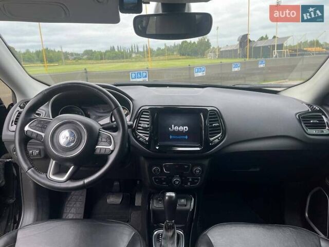 Джип Compass 2018 у Чернігові на Automoto.ua Чорний Джип Compass, об'ємом двигуна 2.36 л та пробігом 100 тис. км за 16400 $, фото 23 на Automoto.ua