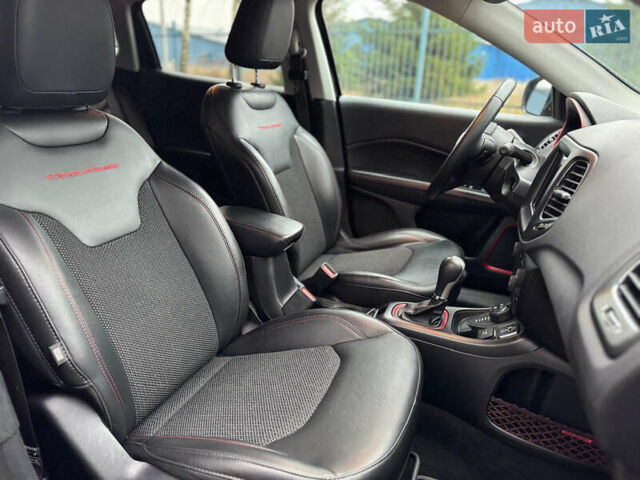 Чорний Джип Compass, об'ємом двигуна 2.4 л та пробігом 122 тис. км за 16377 $, фото 19 на Automoto.ua