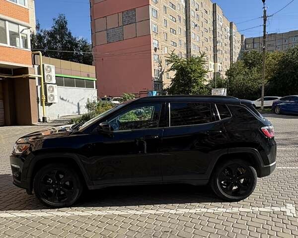 Черный Джип Компас, объемом двигателя 2.4 л и пробегом 136 тыс. км за 12700 $, фото 4 на Automoto.ua
