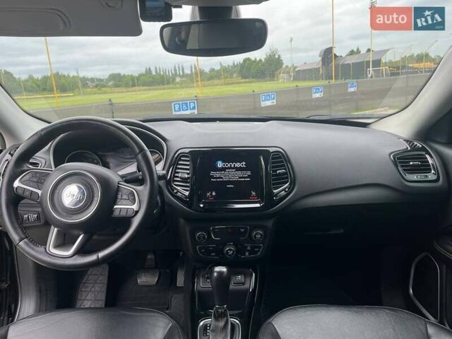 Джип Compass 2018 у Чернігові на Automoto.ua Чорний Джип Compass, об'ємом двигуна 2.36 л та пробігом 100 тис. км за 16400 $, фото 25 на Automoto.ua