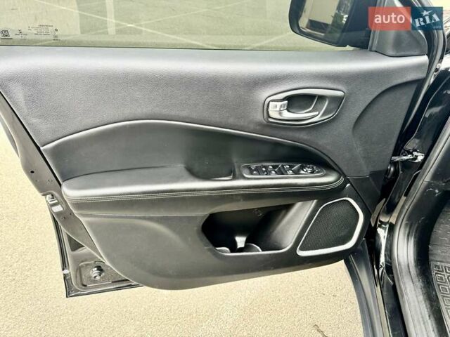 Черный Джип Компас, объемом двигателя 2.36 л и пробегом 67 тыс. км за 13900 $, фото 8 на Automoto.ua