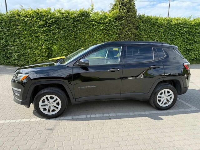 Черный Джип Компас, объемом двигателя 2.4 л и пробегом 146 тыс. км за 13500 $, фото 1 на Automoto.ua