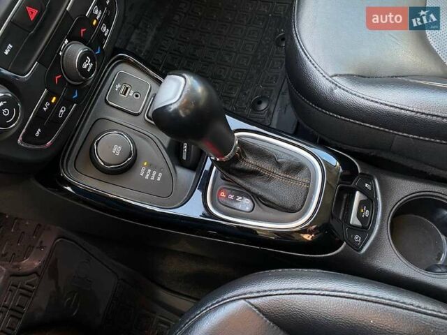 Черный Джип Компас, объемом двигателя 2.4 л и пробегом 128 тыс. км за 15600 $, фото 18 на Automoto.ua