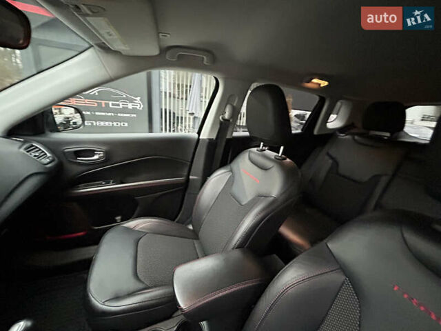 Черный Джип Компас, объемом двигателя 2.36 л и пробегом 165 тыс. км за 19000 $, фото 29 на Automoto.ua