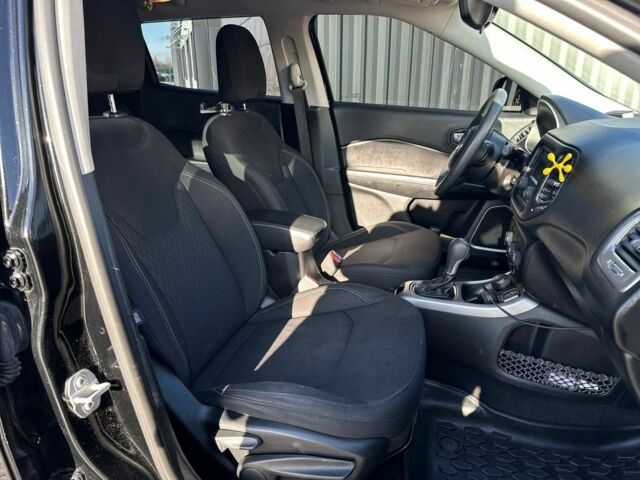 Черный Джип Компас, объемом двигателя 2.4 л и пробегом 128 тыс. км за 12850 $, фото 16 на Automoto.ua